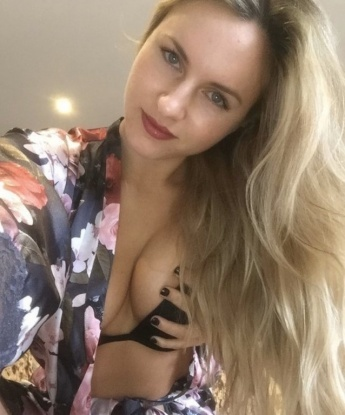 Анкета проститутки Ксения - город Верхний Услон, 28 лет, №10754